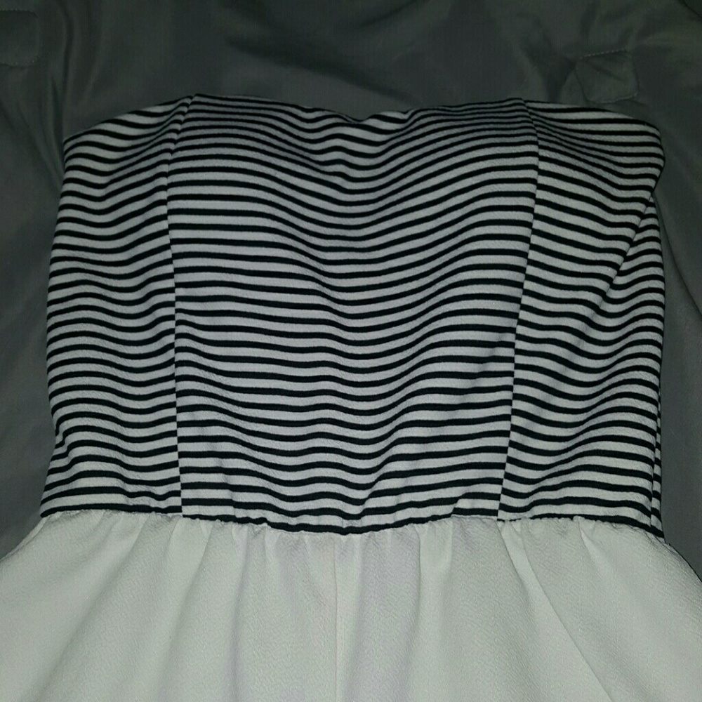 Romper - Picture 2 of 3